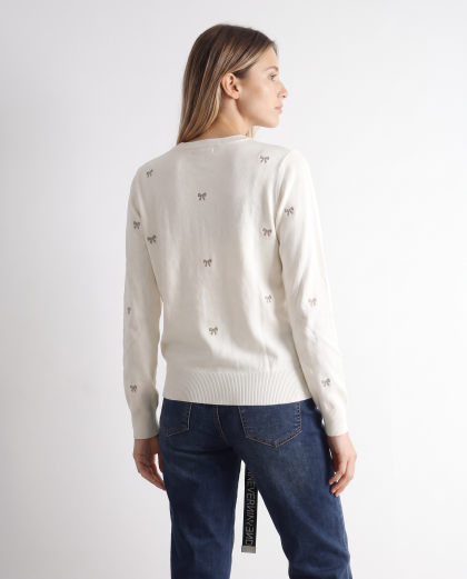 ON MODEL - ANUR (NE DIRATI)_G04 TOP_2026-09-10_00-48-59